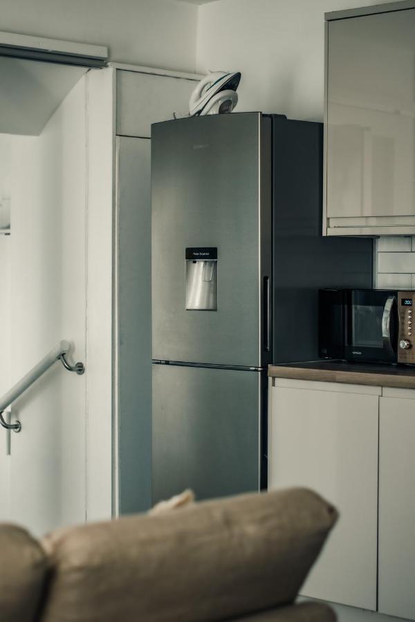 Dealhouse Apartments 10 Хъдърсфийлд Екстериор снимка