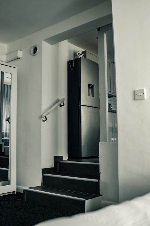 Dealhouse Apartments 10 Хъдърсфийлд Екстериор снимка
