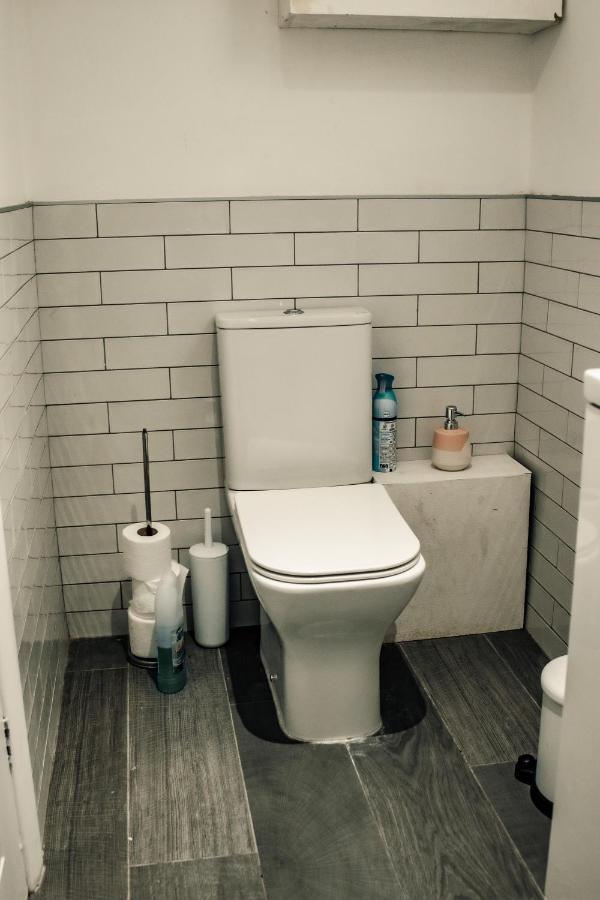 Dealhouse Apartments 10 Хъдърсфийлд Екстериор снимка